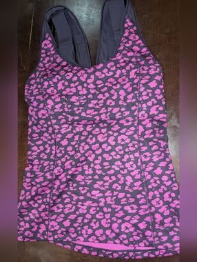 Lululemon Athletica Pink Leopard Print Athletic Tank Top With Built-In SportBra